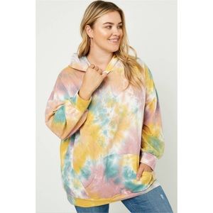 Curvy tie dye drop shoulder hoodie